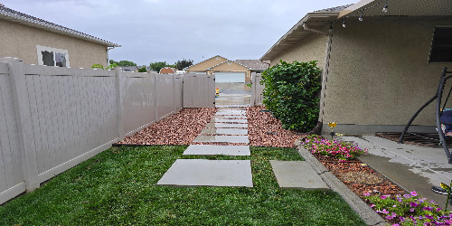 Garden path with decorative pavers